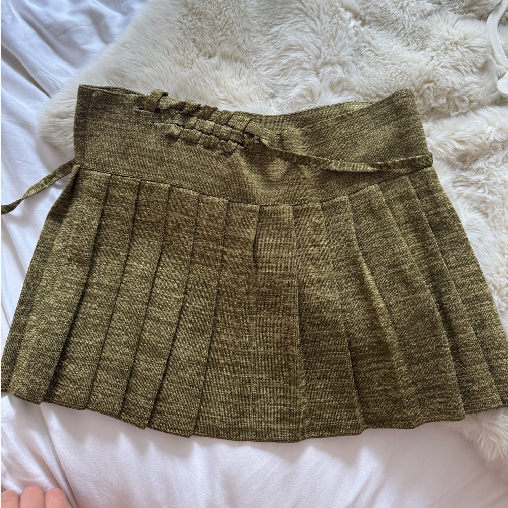 Isa Boulder Green Knit Skirt with Tie